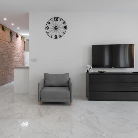 Chill Inn Studio Zagreb Bagian luar foto