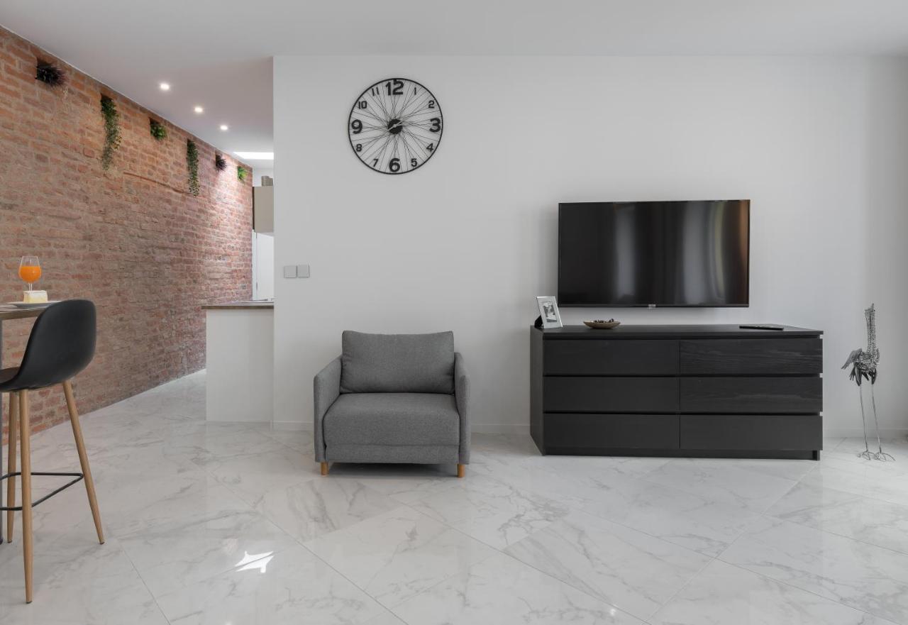 Chill Inn Studio Zagreb Bagian luar foto